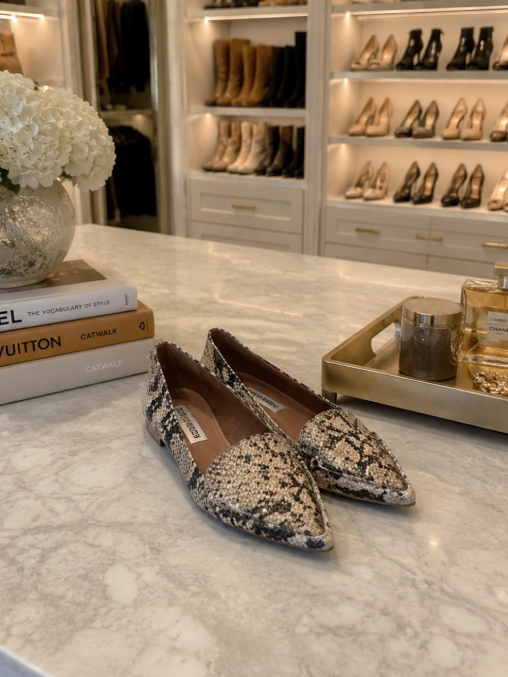 Steve Madden Feather Black and Cream Snakeskin Loafers Flats